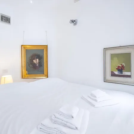 Apartment Sant' Andrea Fashion By Interhome Milan